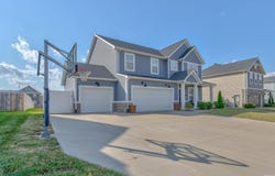 5404 Bloomsbury Court, Newburgh, IN 47630