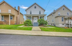 1267 Reynolds Avenue, Taylor, PA 18517
