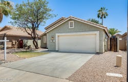 1037 E BAYLOR Lane, Gilbert, AZ 85296
