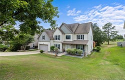 40 Sedgefield Lane, Spring Lake, NC 28390