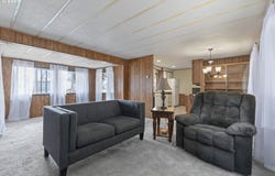 570 N 10th Ave, Cornelius, OR 97113