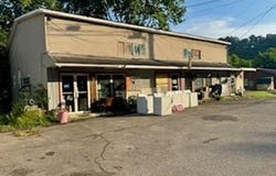 8935,8937,893 US Rt 152, Wayne, WV 25570