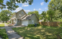 2020 Dill Street, Burlington, IA 52601