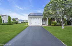 34 Wycombe Way, Manchester, NJ 08759