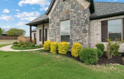 105 N Ridge Court, Weatherford, TX 76088