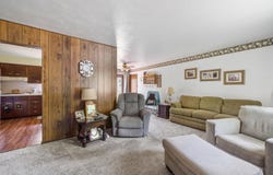 7712 Delaware Place, Merrillville, IN 46410