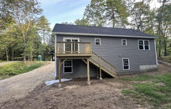 92 Crescent Drive, Waterboro, ME 04061