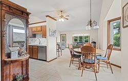 1037 Country Gardens NW, Grand Rapids, MI 49534