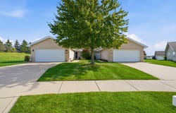 1233 W 82nd Lane, Merrillville, IN 46410