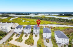 815 N New River Drive, Surf City, NC 28445