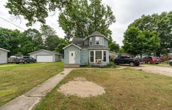 315 W Saint Marys Street, Decatur, MI 49045