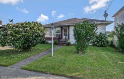 611 Throop Street, Dunmore, PA 18512