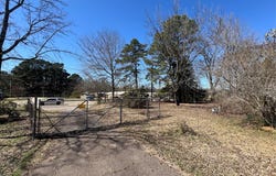 1822 N US Highway 259, Broken Bow, OK 74728