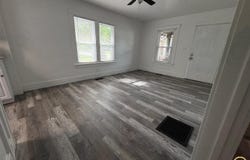 1113 SW Hampton ST, Topeka, KS 66604