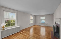 157 Schuyler Ave, East Providence, RI 02914