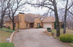 706 E Taylor DR, Sallisaw, OK 74955