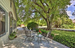 25399  S 663  RD, Grove, OK 74344