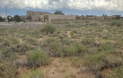 8213 URRACA Street NW, Albuquerque, NM 87120