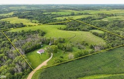 3052 Rose Ave., Menlo, IA 50115