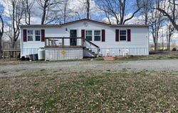 3275 Chance Road, Columbia, KY 42728