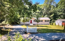 3011 Quaker Road, Quinton, VA 23141