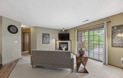 2861 Coral Ct, Coralville, IA 52241