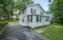 730 Washington St, Hackettstown Town, NJ 07840-2310