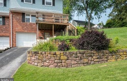 16 APPLE STREET, BOYERTOWN, PA 19512