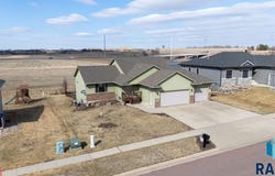1600 E Liberty Cir, Brandon, SD 57005