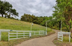 9875 Suey Creek Road, Santa Maria, CA 93454