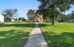 310 E 7th Street, Starbuck, MN 56381