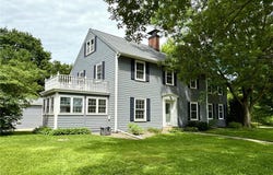 200 Oak Street S, Northfield, MN 55057