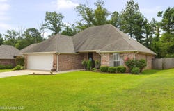 136 Greenfield Ridge Drive, Brandon, MS 39042