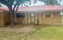 932 Grace Street, Aspermont, TX 79502