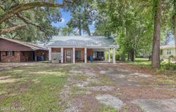 810 N Martin Luther King Jr. Drive, St. Martinville, LA 70582