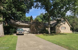 3110 Gaineswood Avenue, Baxter Springs, KS 66713