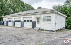 218 Pineview Dr, Albany, KY 42602
