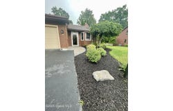 103 Meadowbrook Drive, Bethlehem, NY 12159