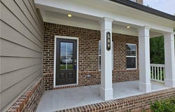 508 Clayborne Way, Loganville, GA 30052