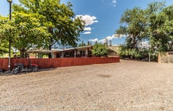560 MCCORMICK SCHOOL Road, Farmington, NM 87401