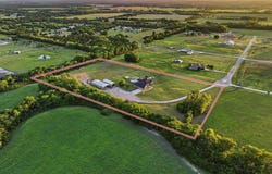 460 County Road 4421, Trenton, TX 75490