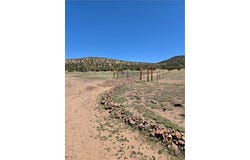 299 Markham Pass unit: 299, Seligman, AZ 86337