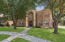 1084 Leisure Lane, Irving, TX 75063