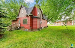 696 20th Ave, Beaver Creek, MN 56116