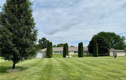 411 Heritage Drive, Tuscarawas, OH 44682