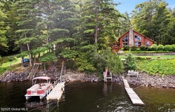 10 E Beachwood Road, Day, NY 12835