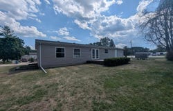209 W North Street, Standish, MI 48658