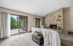2928 Alleghany Dr NE, CedarRapids, IA 52402