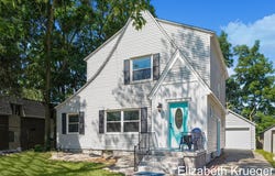 1215 Emerald Avenue NE, Grand Rapids, MI 49505