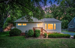 301 E 317th Street, Willowick, OH 44095